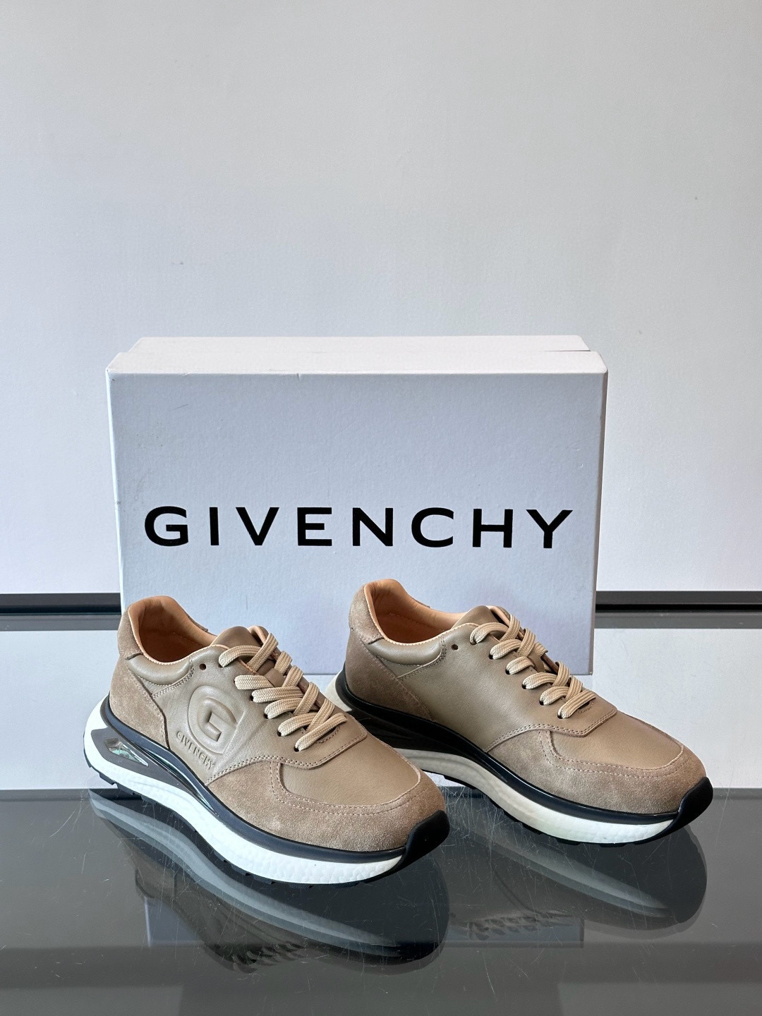 지방시 Givenchy 스니커즈