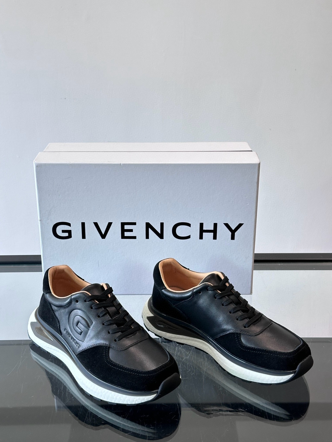 지방시 Givenchy 스니커즈