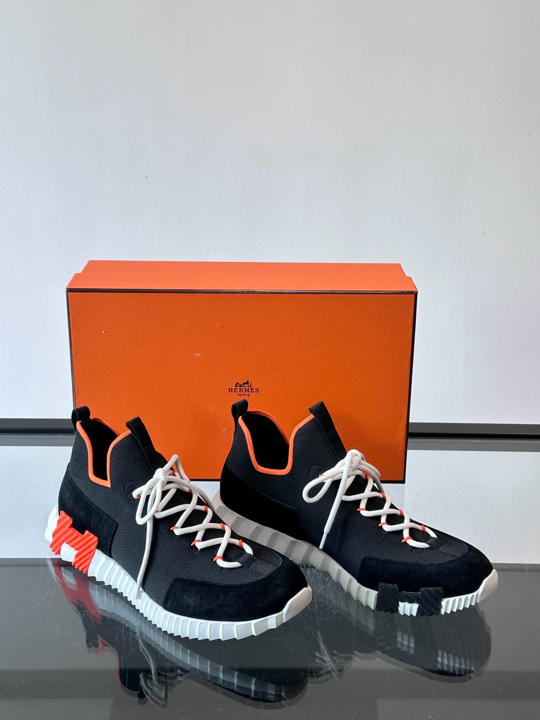 에르메스 Hermes Bouncing 스니커즈