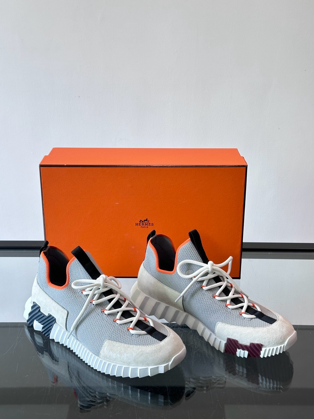 에르메스 Hermes Bouncing 스니커즈