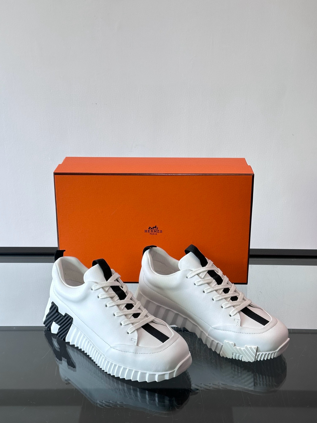 에르메스 Hermes Bouncing 스니커즈