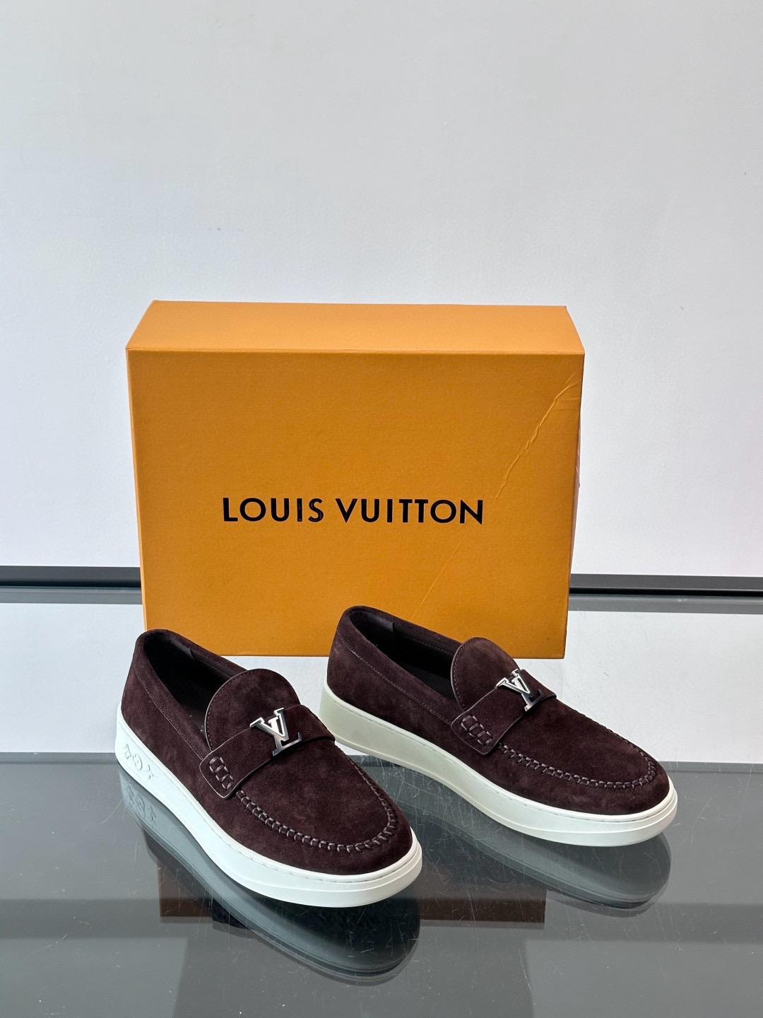루이비통 Louis Vuitton 로퍼 슈즈