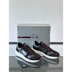 프라다 Prada 스니커즈