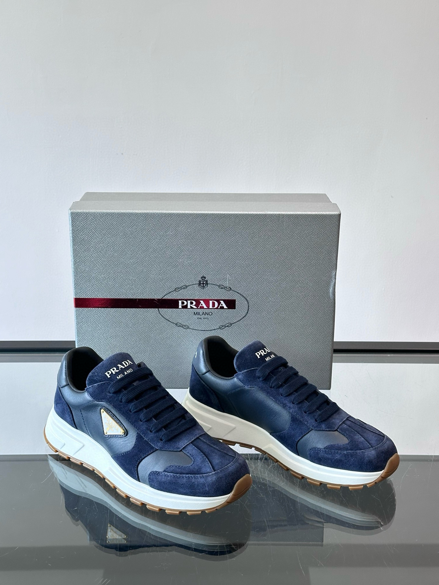 프라다 Prada 스니커즈