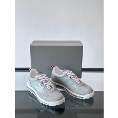 톰브라운 Thom Browne 스니커즈