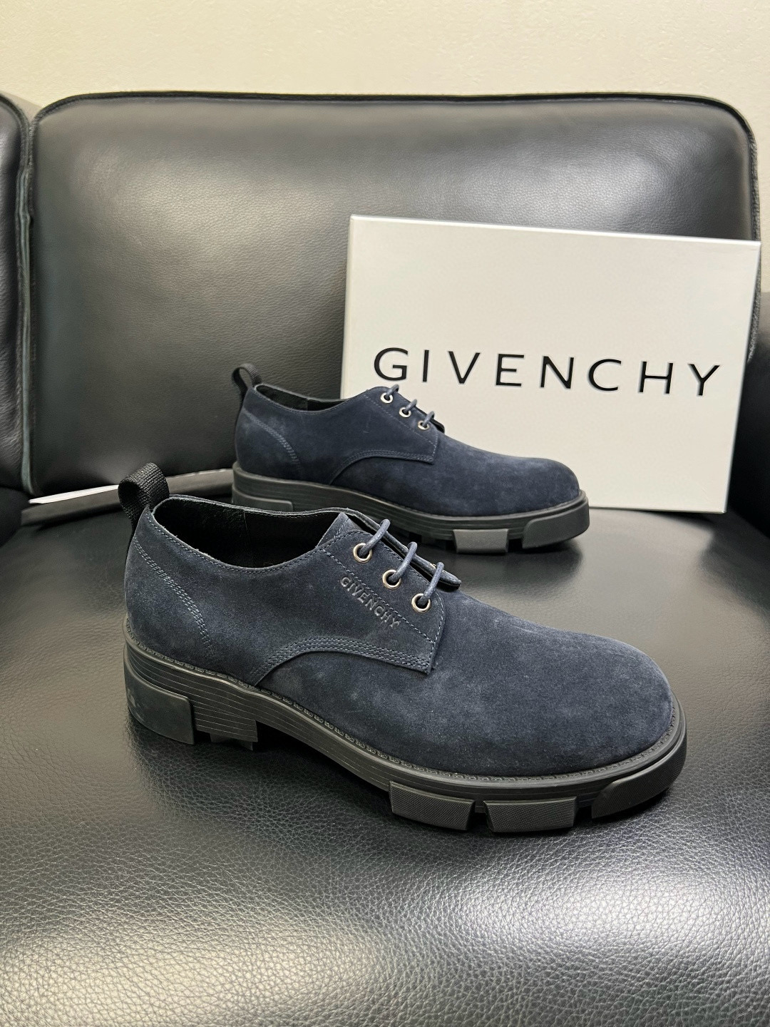 지방시 Givenchy 로퍼 슈즈