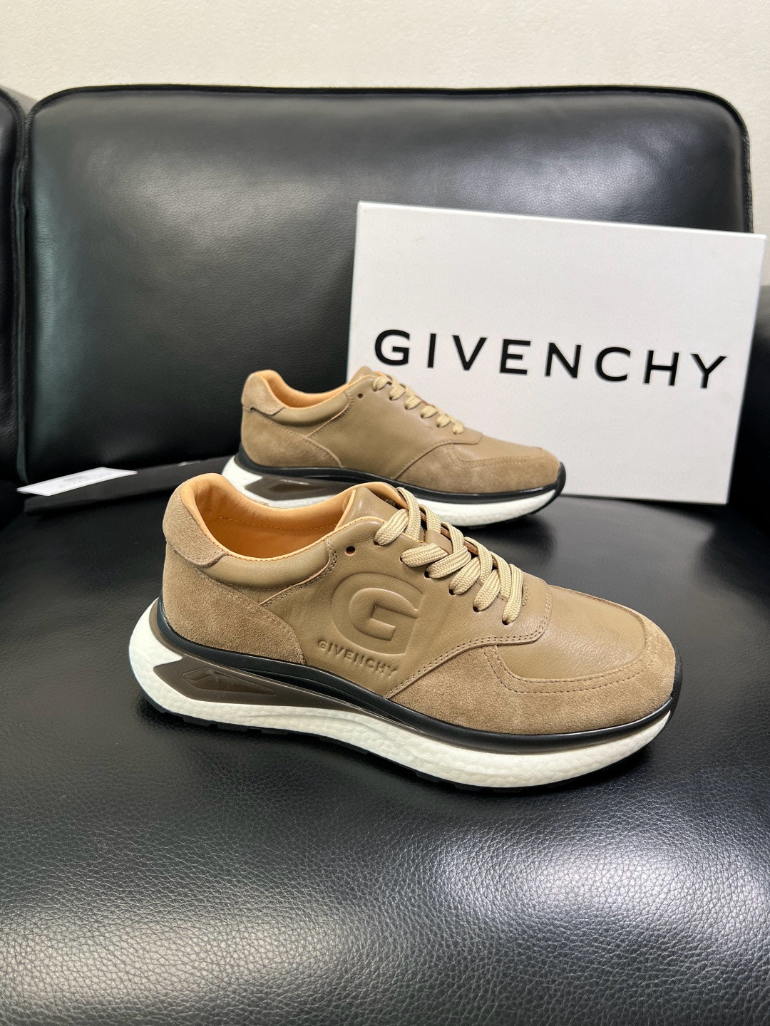 지방시 Givenchy 스니커즈