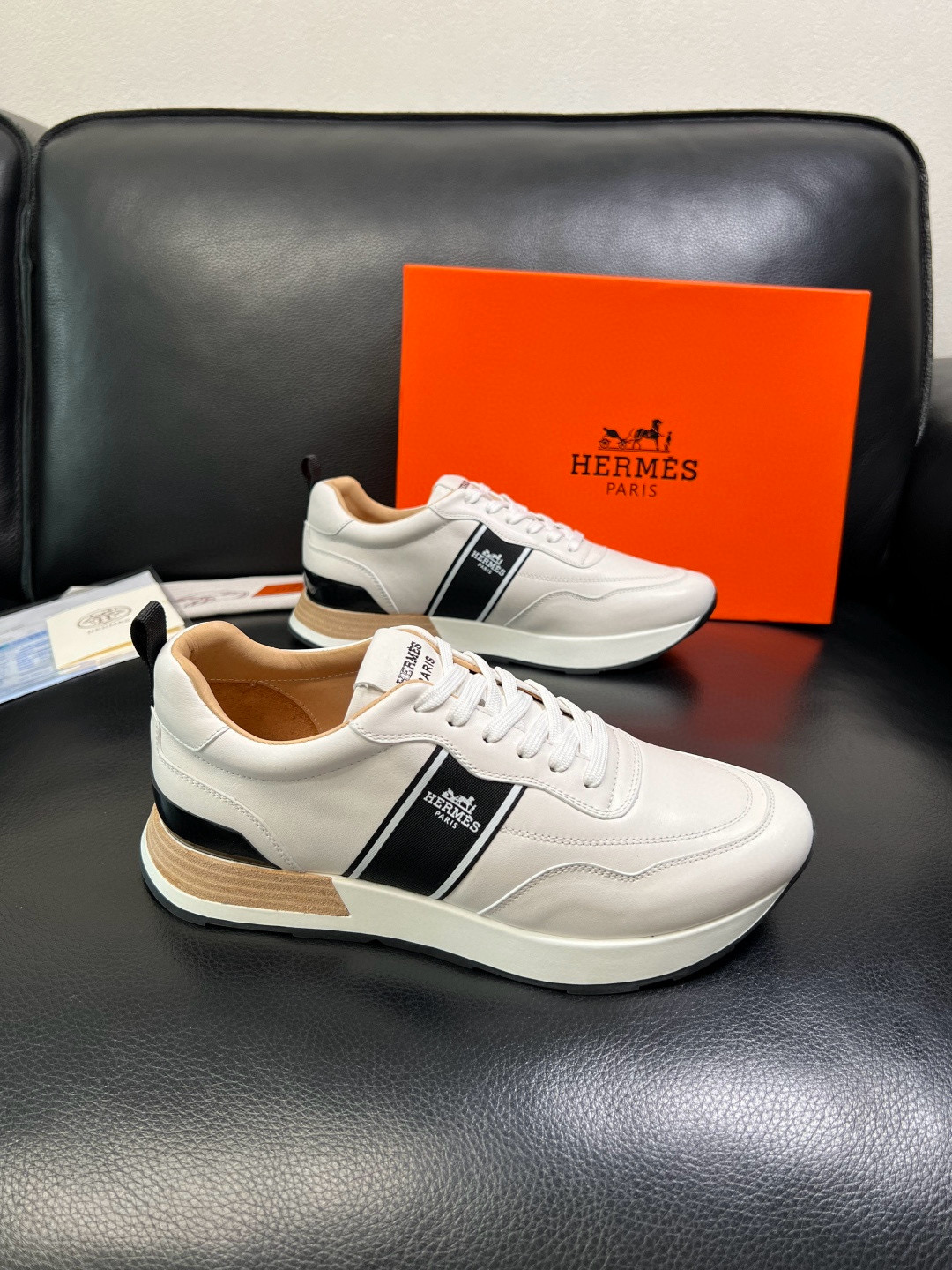 에르메스 Hermes 스니커즈