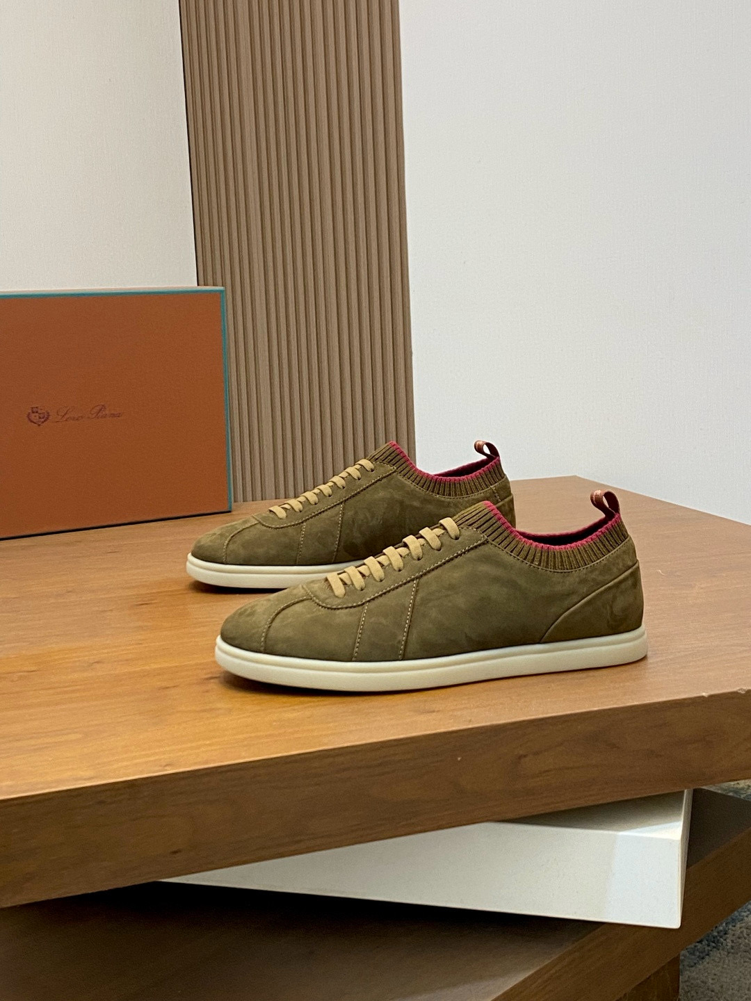 로로피아나 Loro Piana Soho Walk 스니커즈