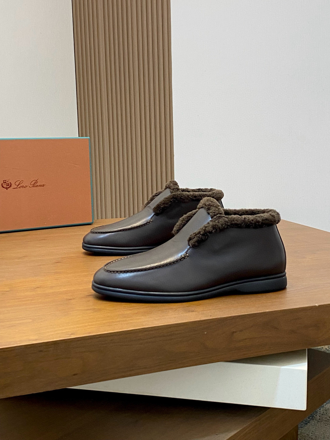 로로피아나 Loro Piana 부츠