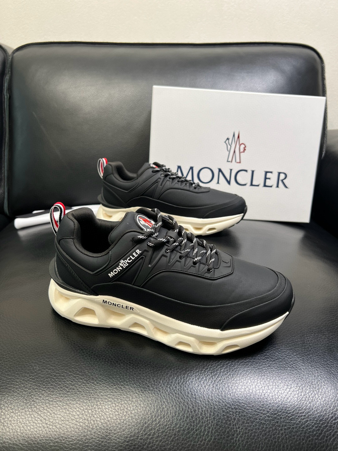 몽클레어 Moncler 스니커즈
