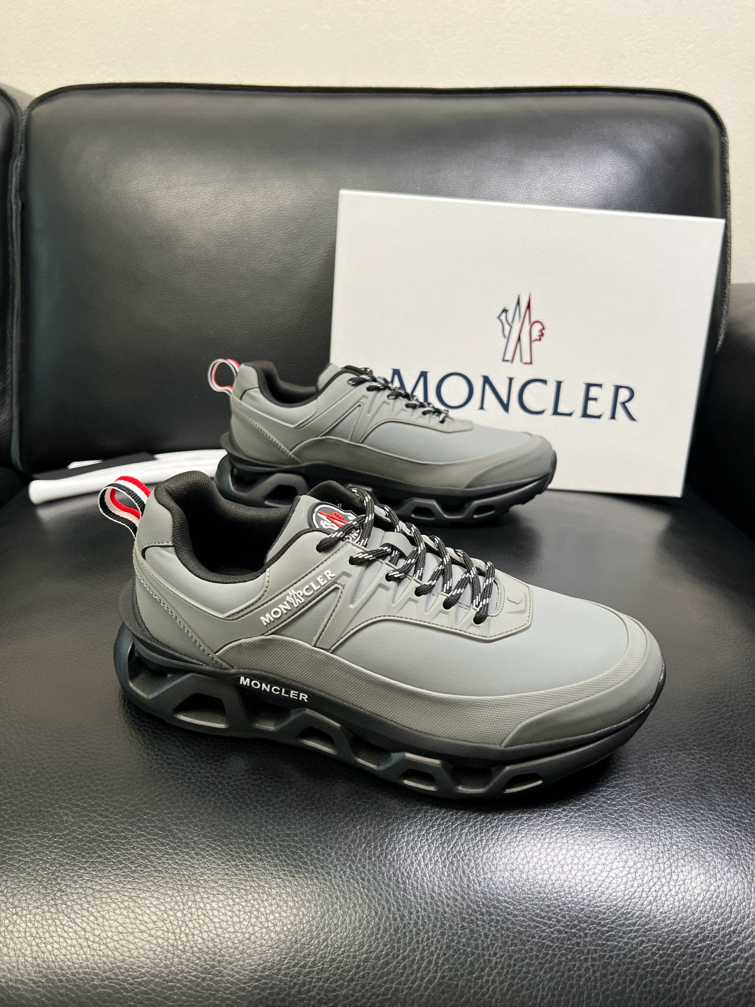몽클레어 Moncler 스니커즈