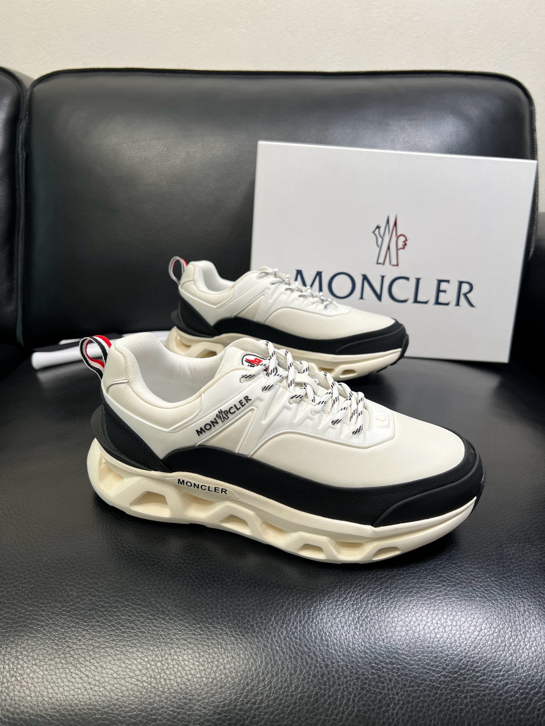 몽클레어 Moncler 스니커즈
