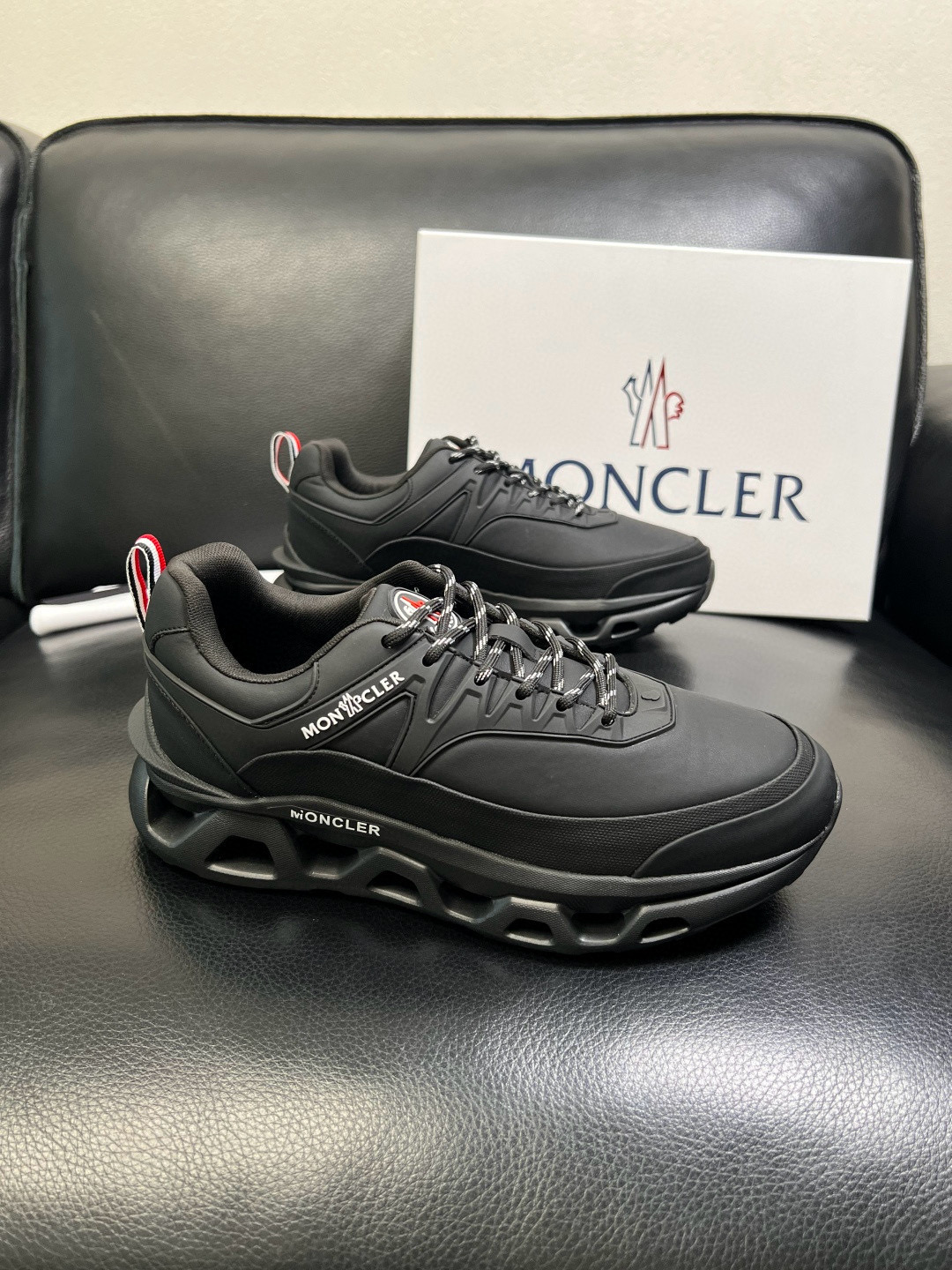 몽클레어 Moncler 스니커즈