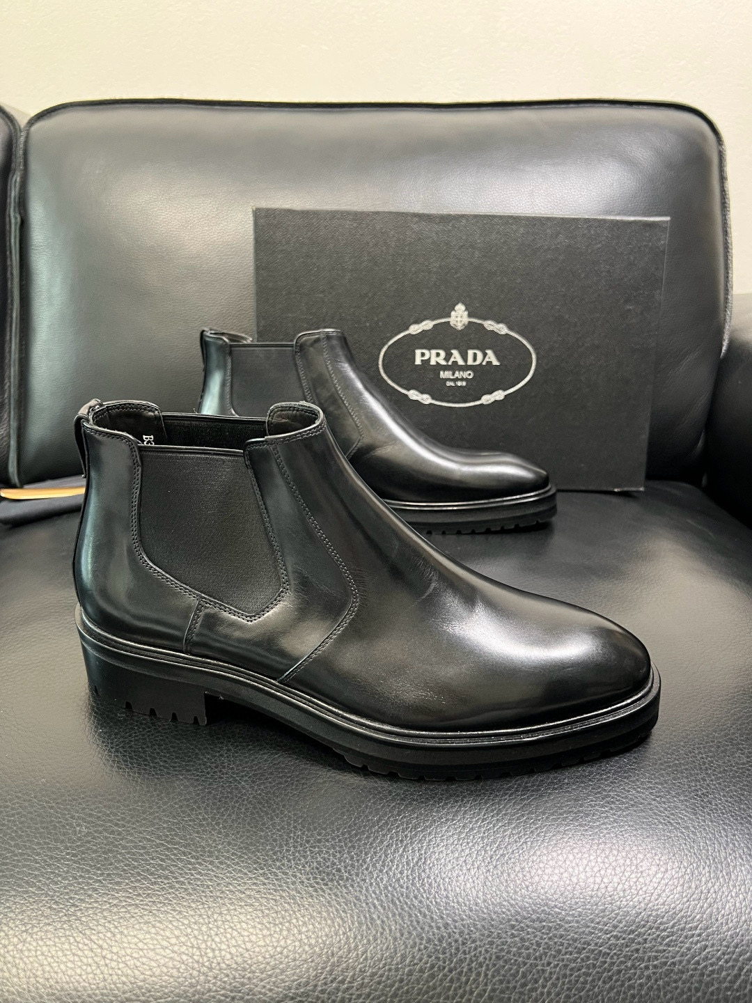 프라다 Prada 앵클 부츠