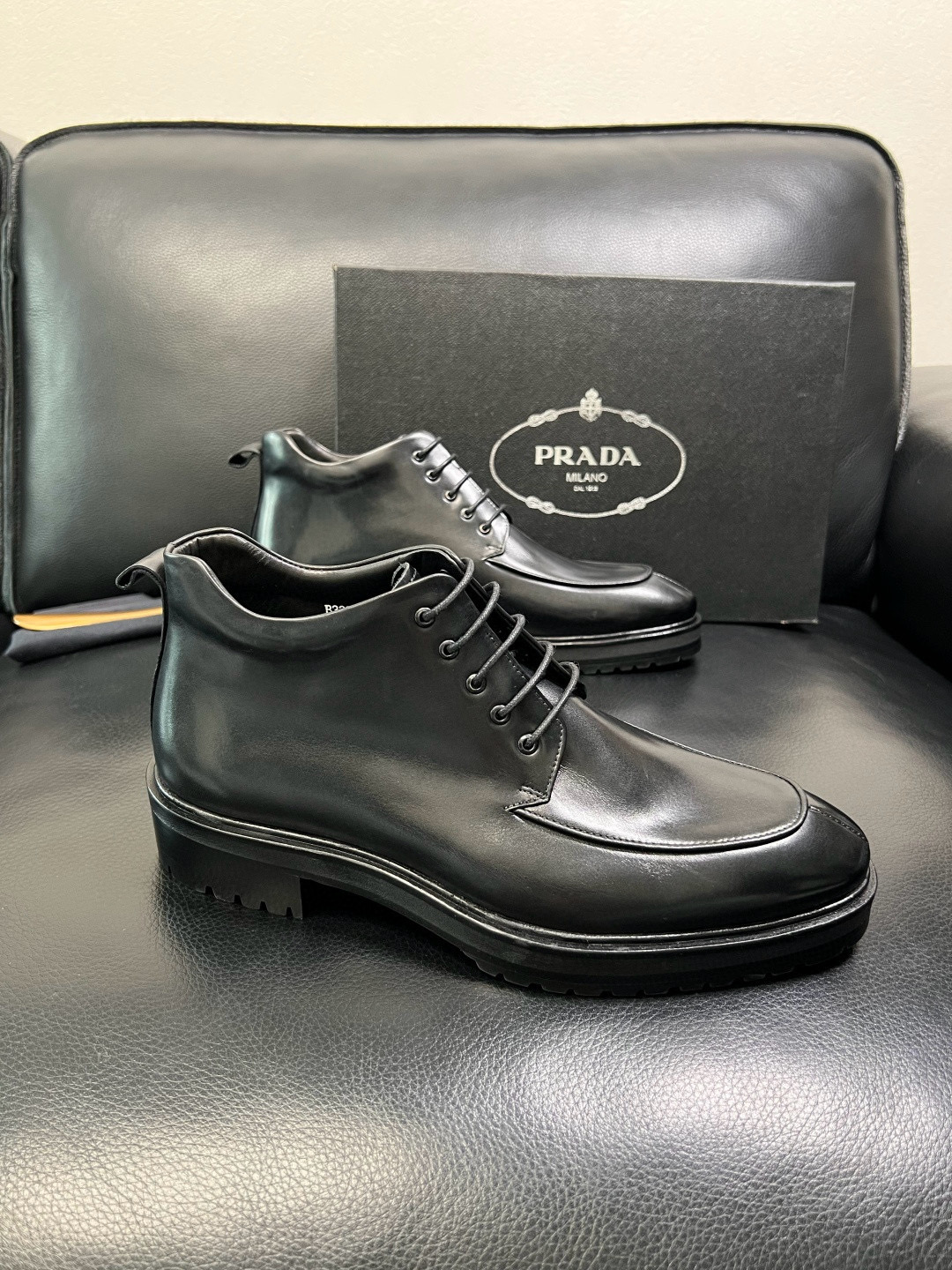 프라다 Prada 앵클 부츠