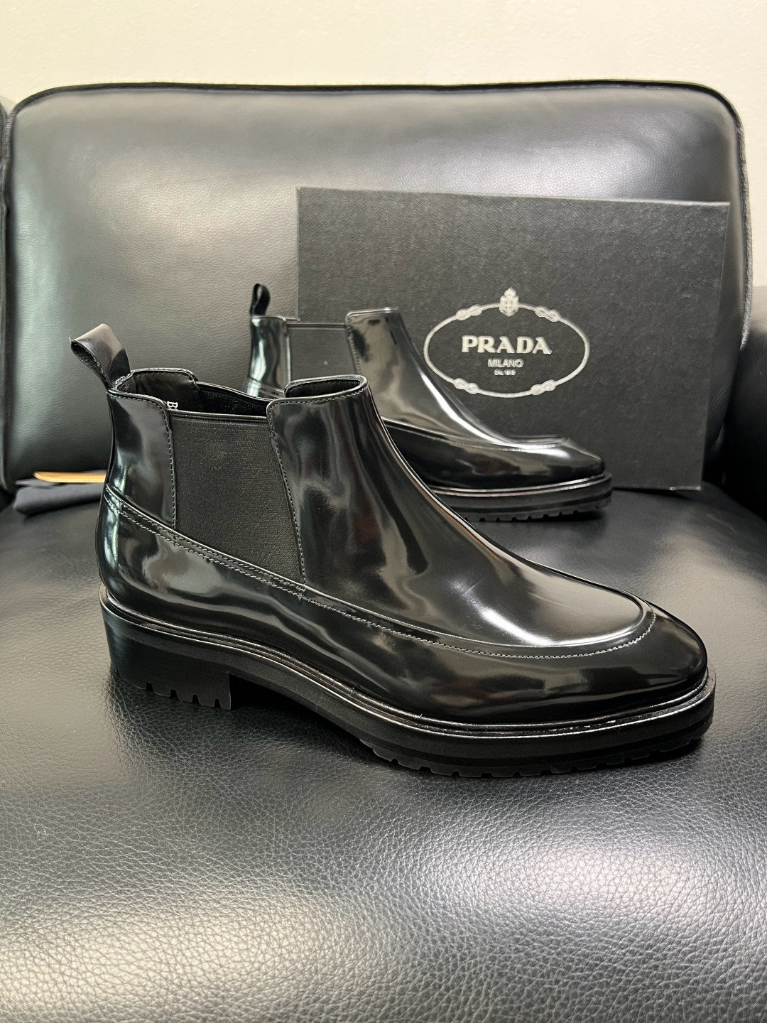 프라다 Prada 앵클 부츠