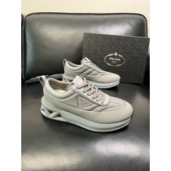 프라다 Prada 스니커즈