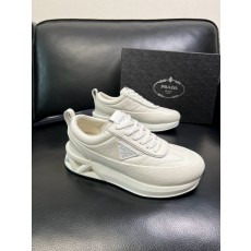 프라다 Prada 스니커즈 White