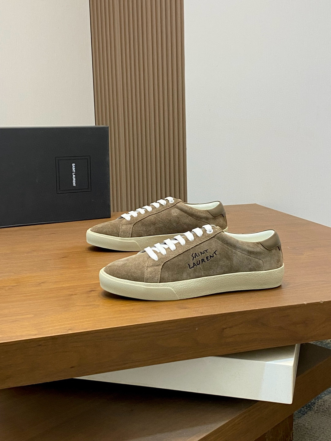 생로랑 Saint Laurent 스니커즈