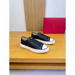 발렌티노 Valentino 스니커즈