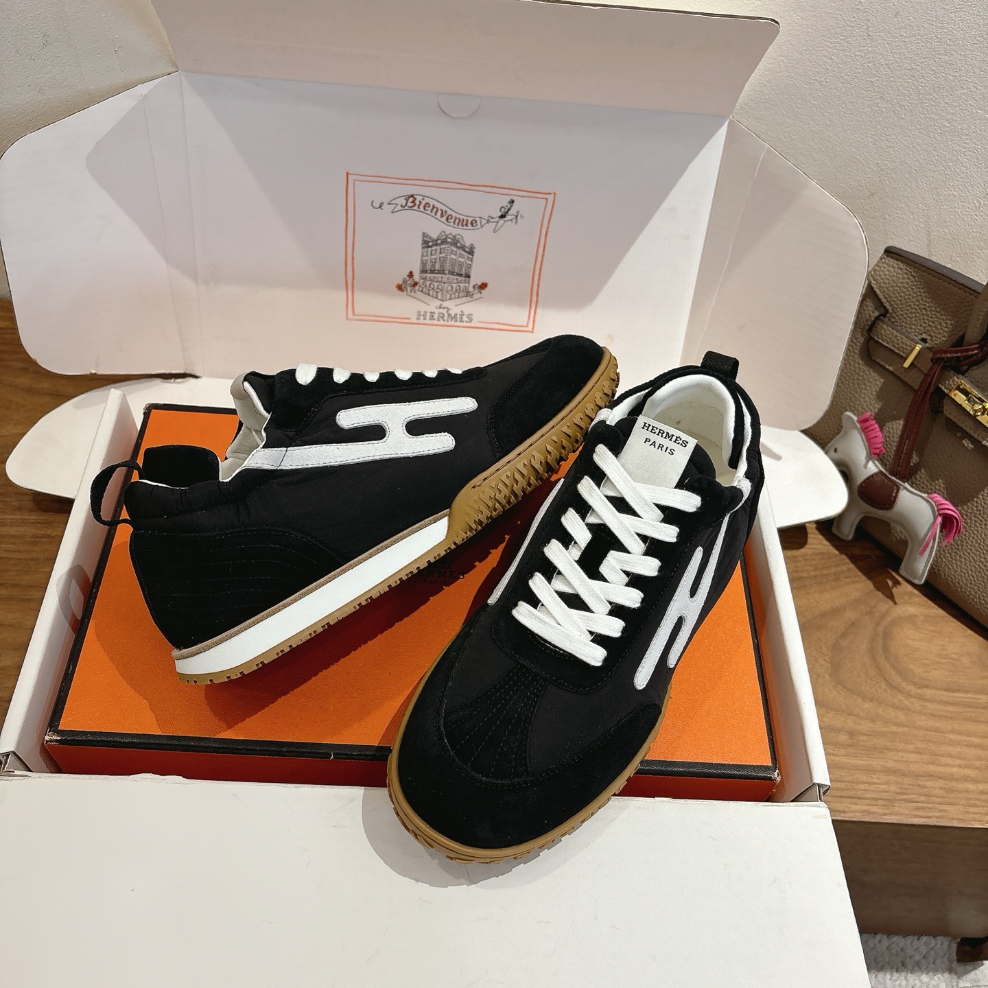에르메스 Hermes Jet 스니커즈