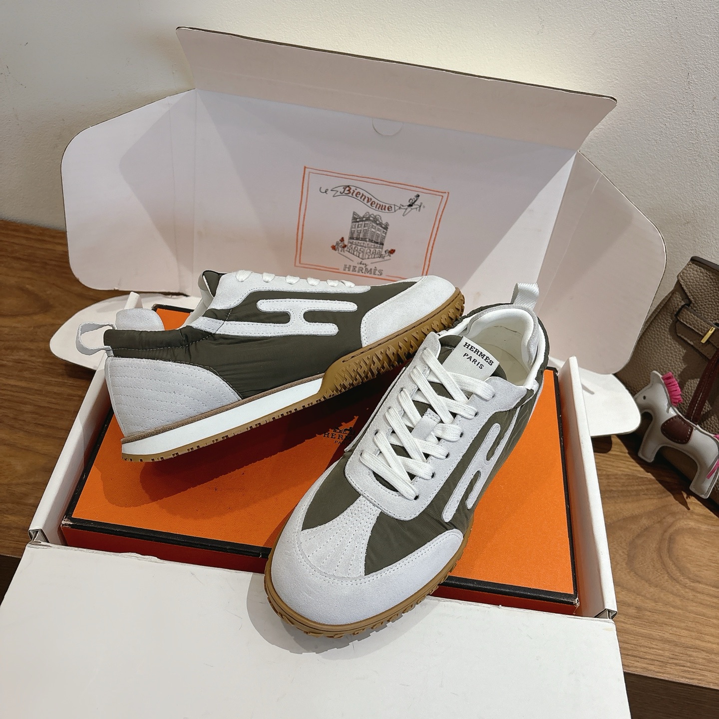 에르메스 Hermes Jet 스니커즈