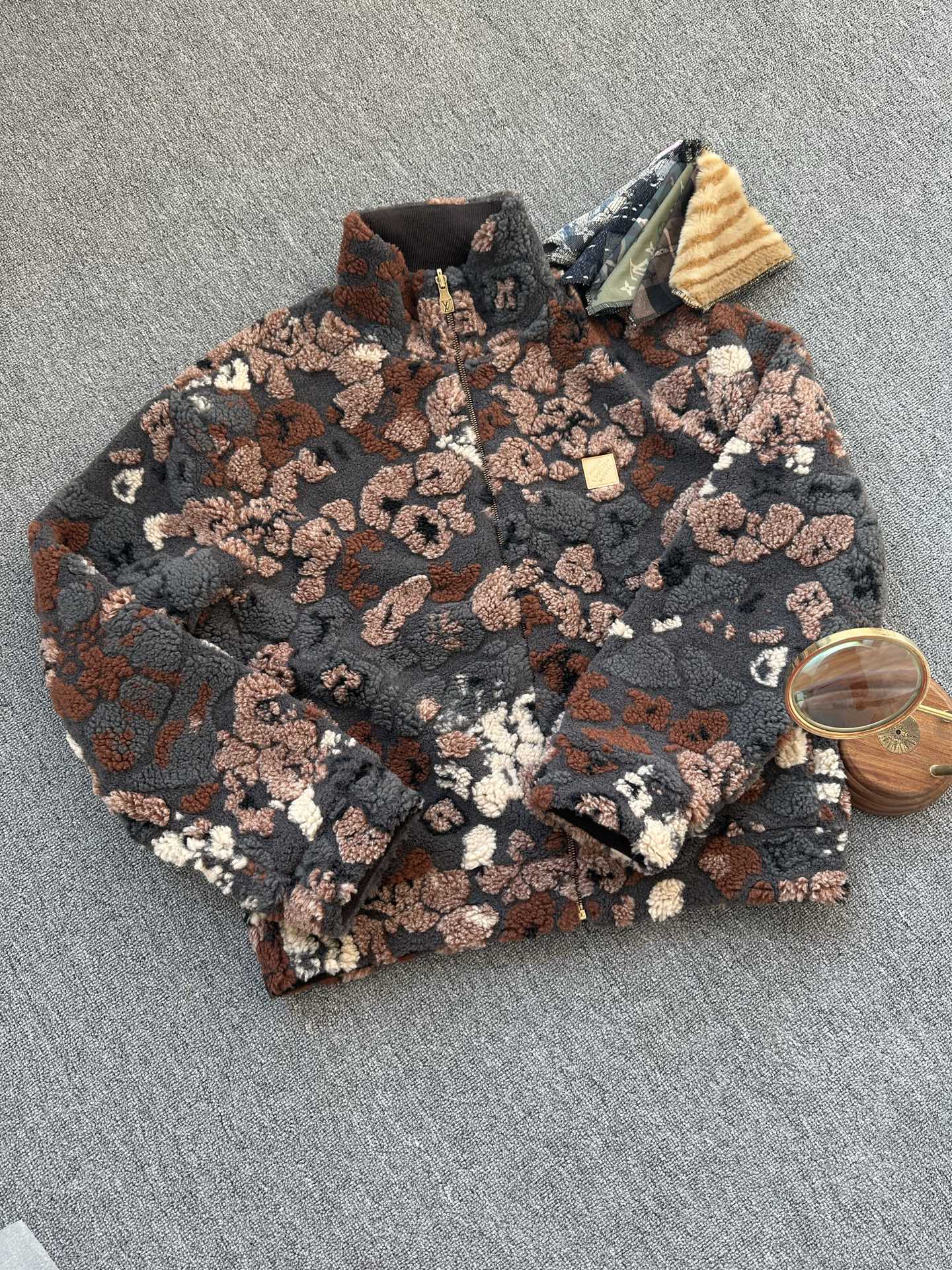 루이비통 Louis Vuitton 양면 재킷