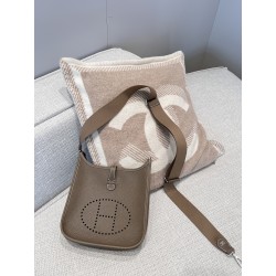 에르메스 Hermes Evelyne 23cm Germany Leather 18 Etoupe/silver