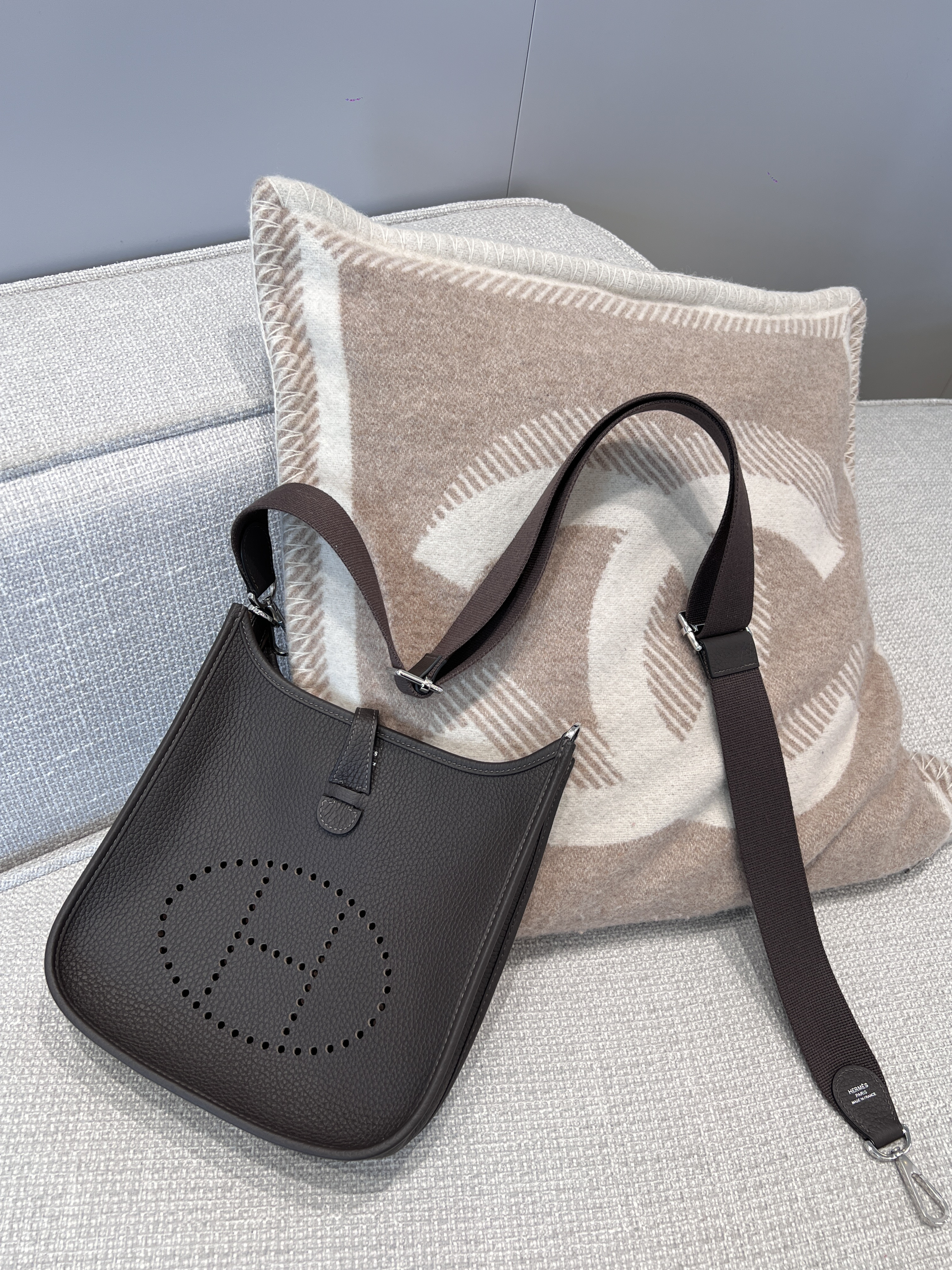 에르메스 Hermes Evelyne 23cm Germany Leather 46 Ebene/silver