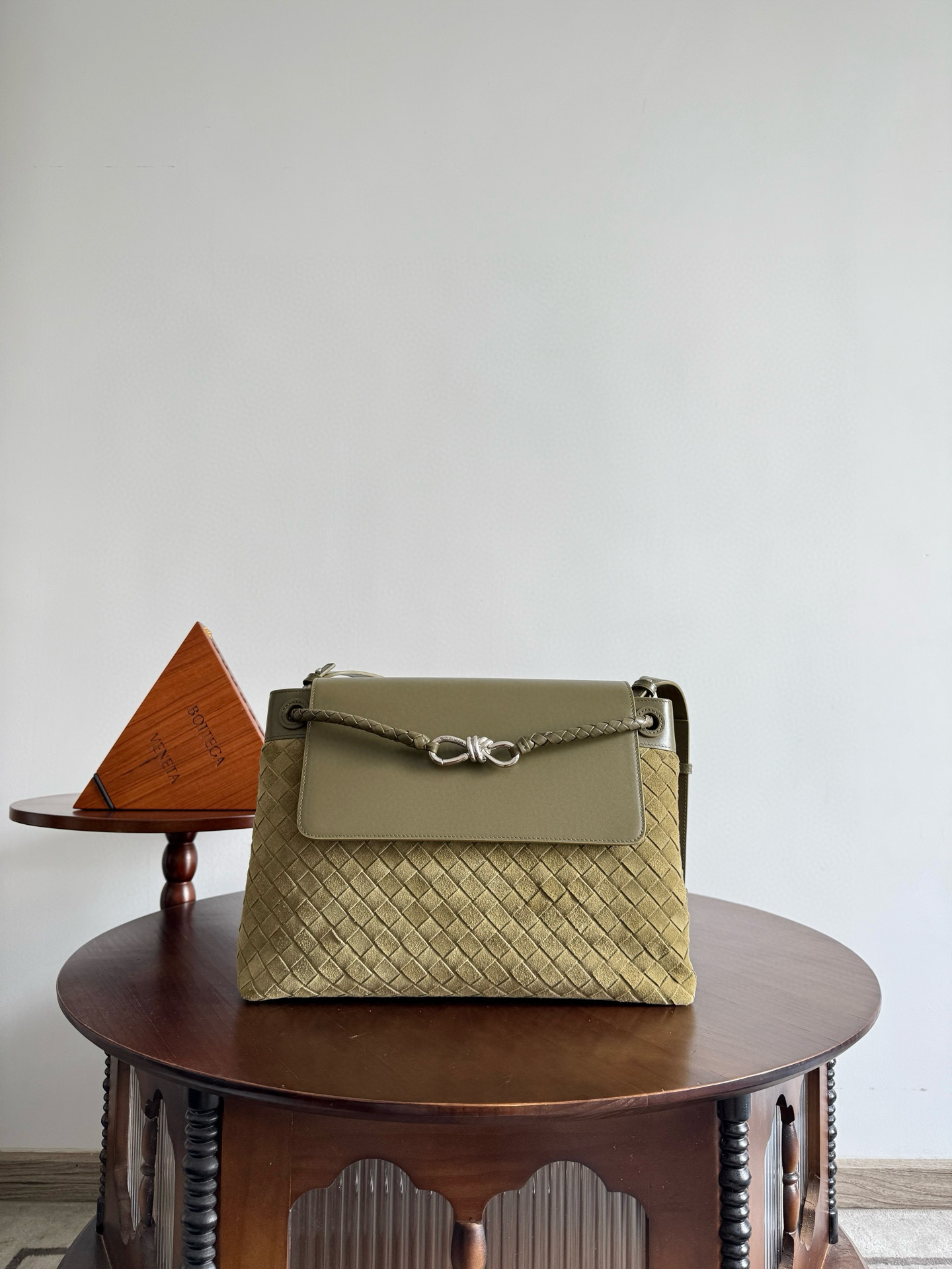 보테가베네타 Bottega Veneta 807715 Andiamo 37cm