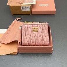 미우 미우 MIU MIU 5MV017 지갑 11cm