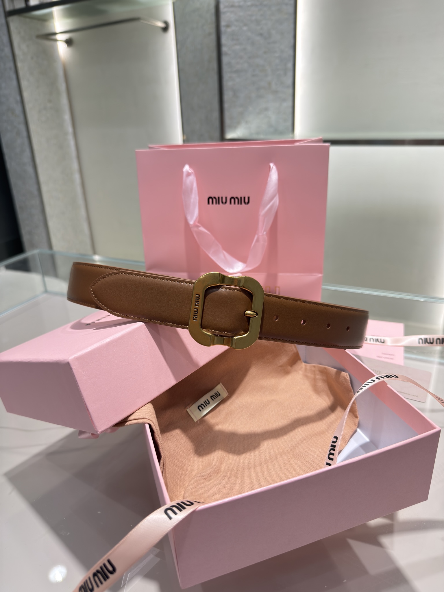 미우 미우 MIU MIU 벨트