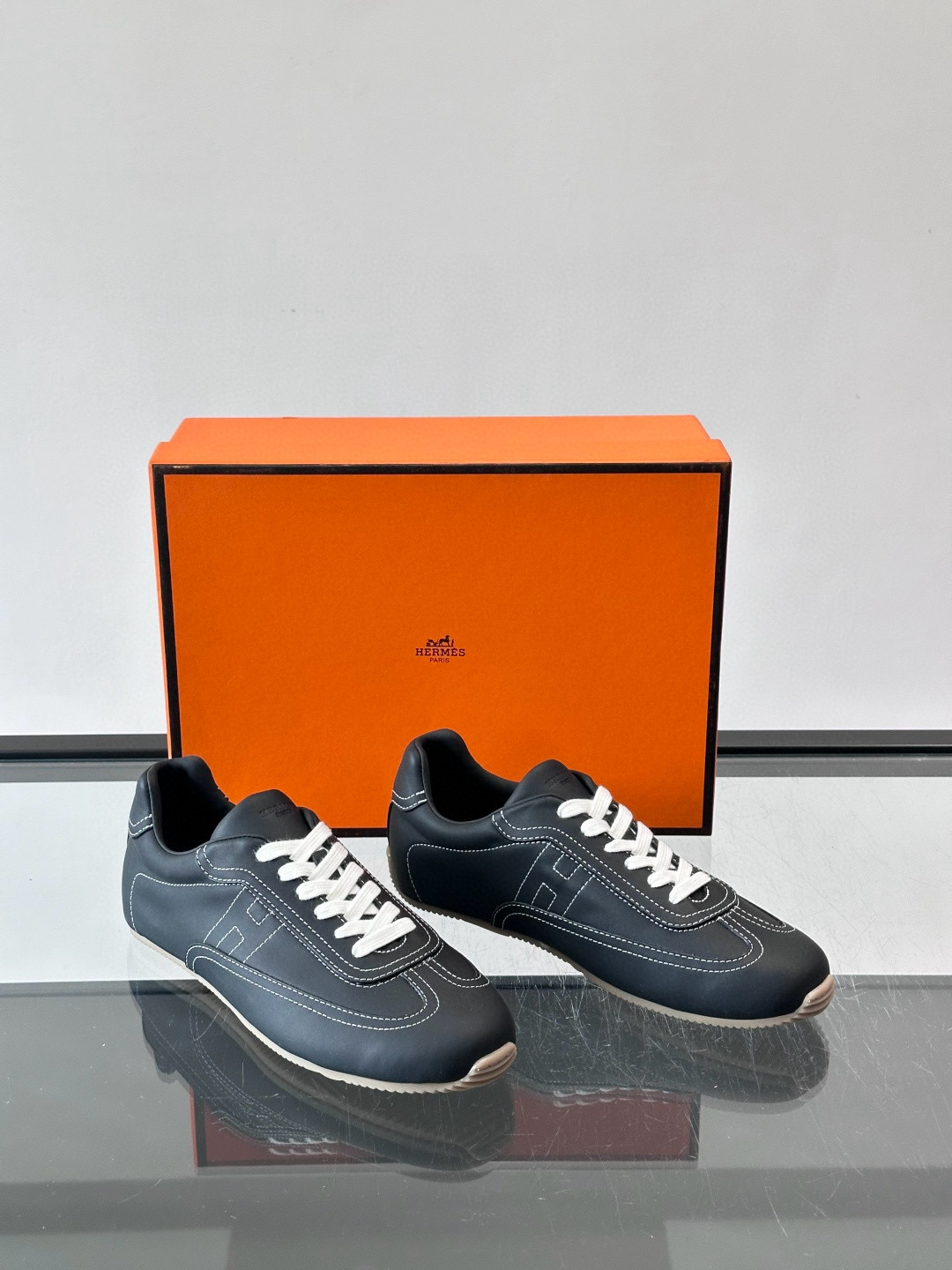 에르메스 Hermes 스니커즈