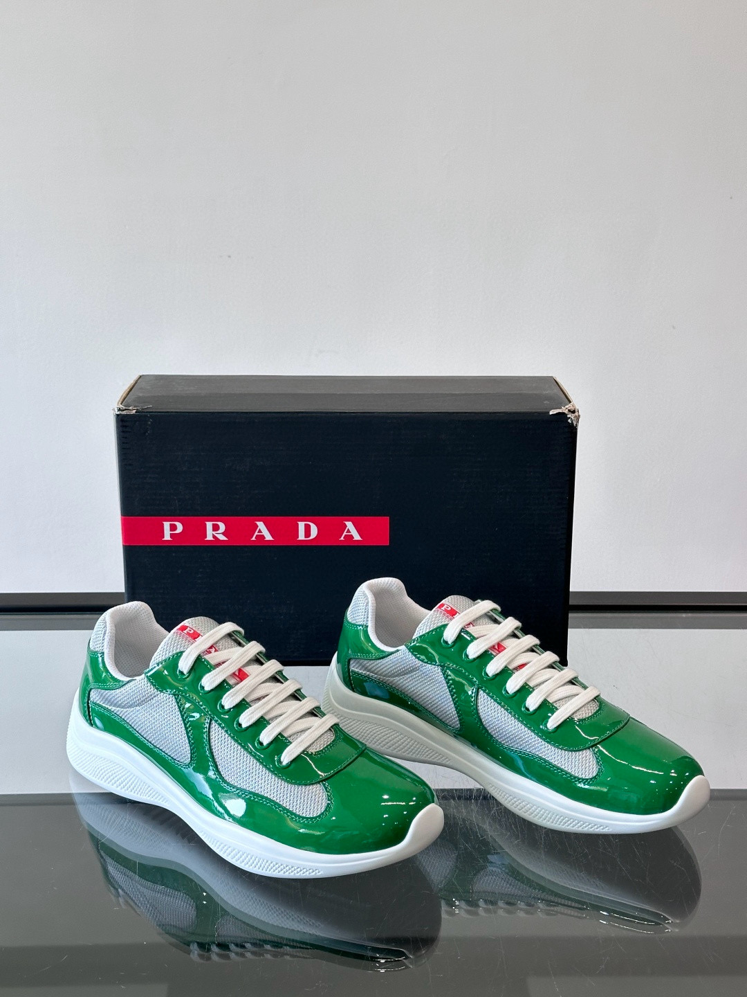 프라다 Prada 스니커즈