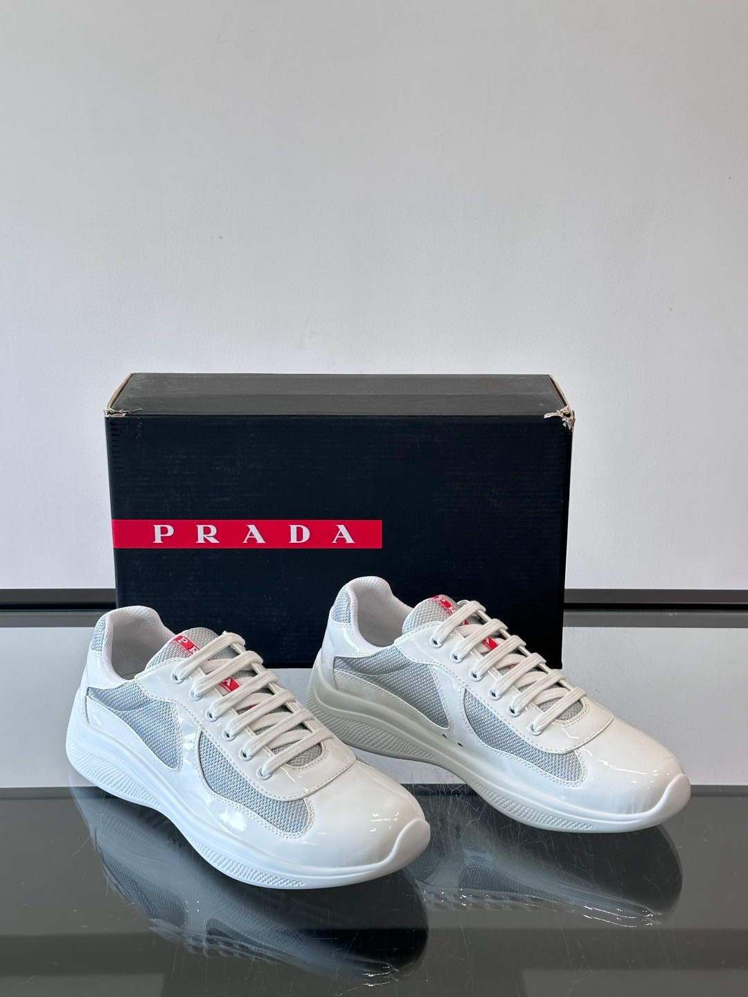 프라다 Prada 스니커즈