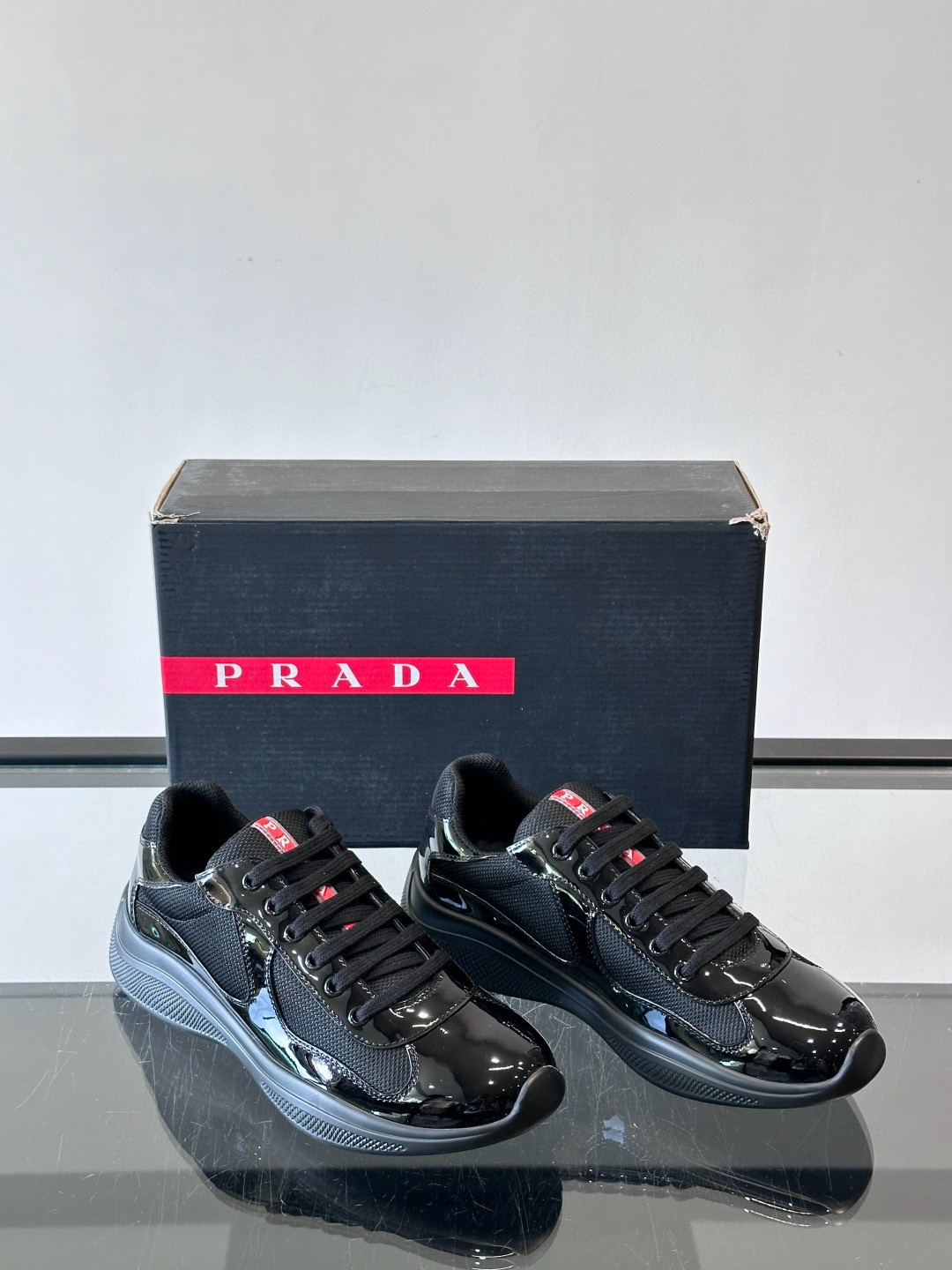 프라다 Prada 스니커즈