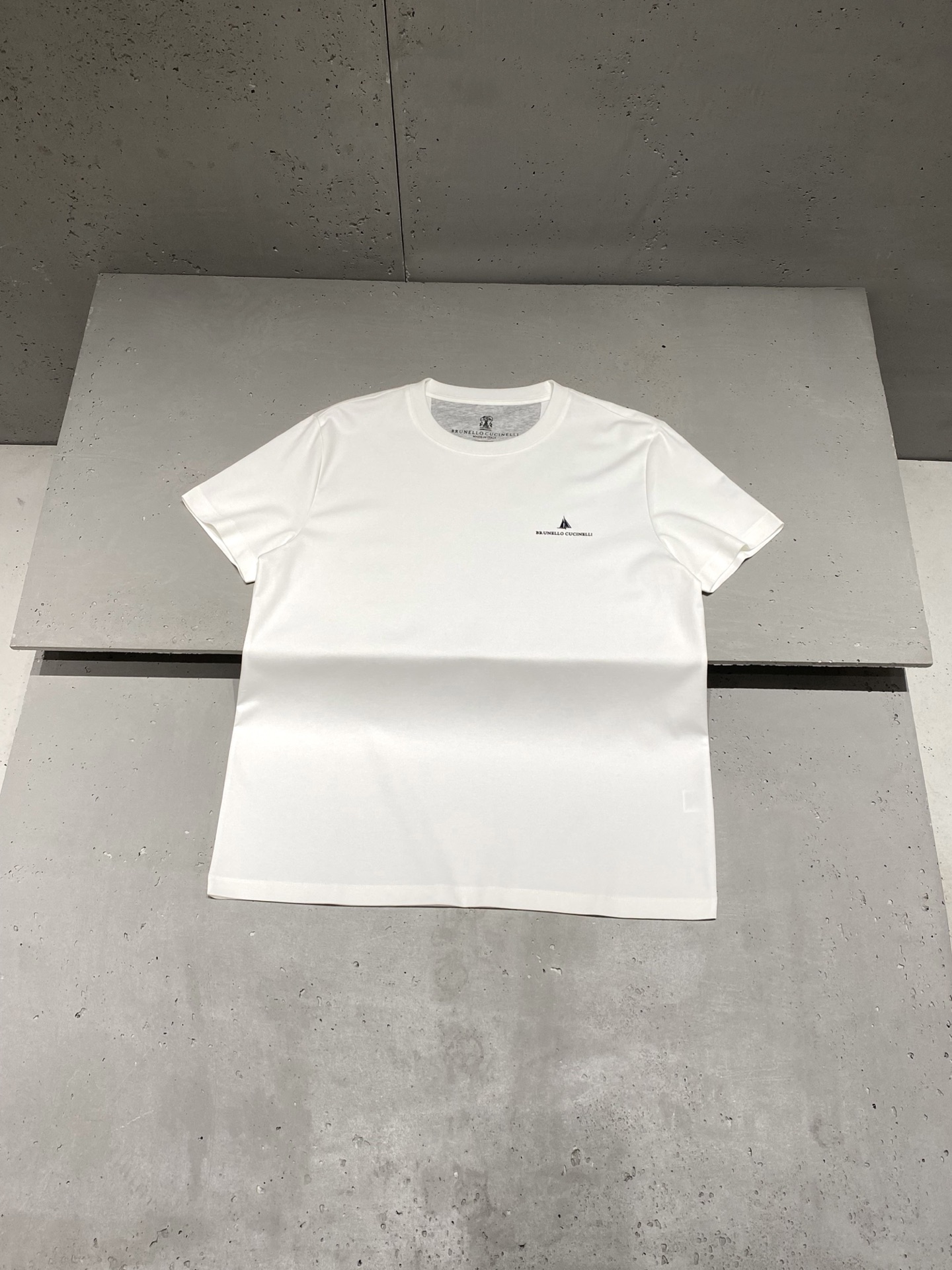 브루넬로 쿠치넬리 Brunello Cucineli 반팔 티셔츠