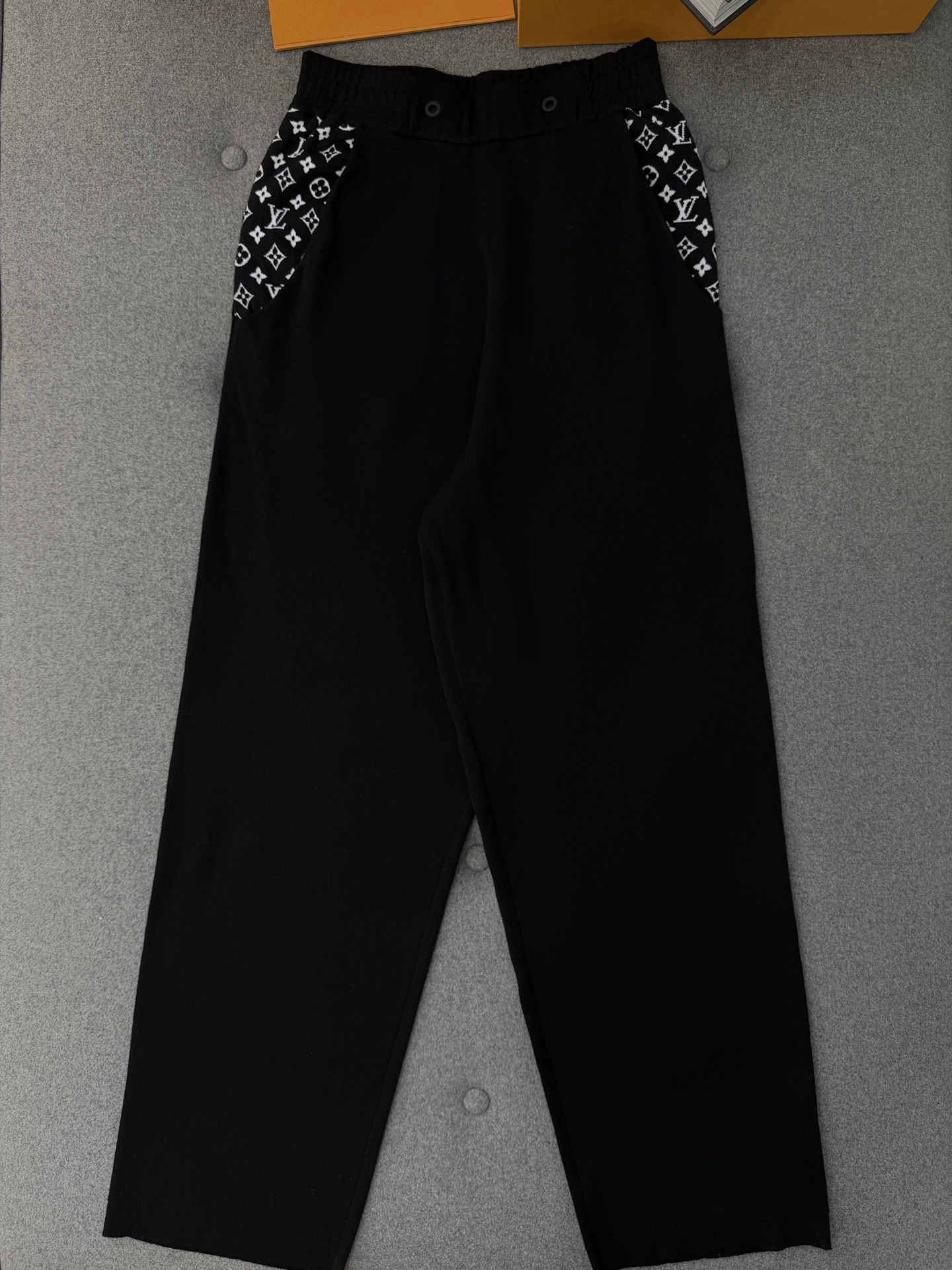 루이비통 Louis Vuitton 바지