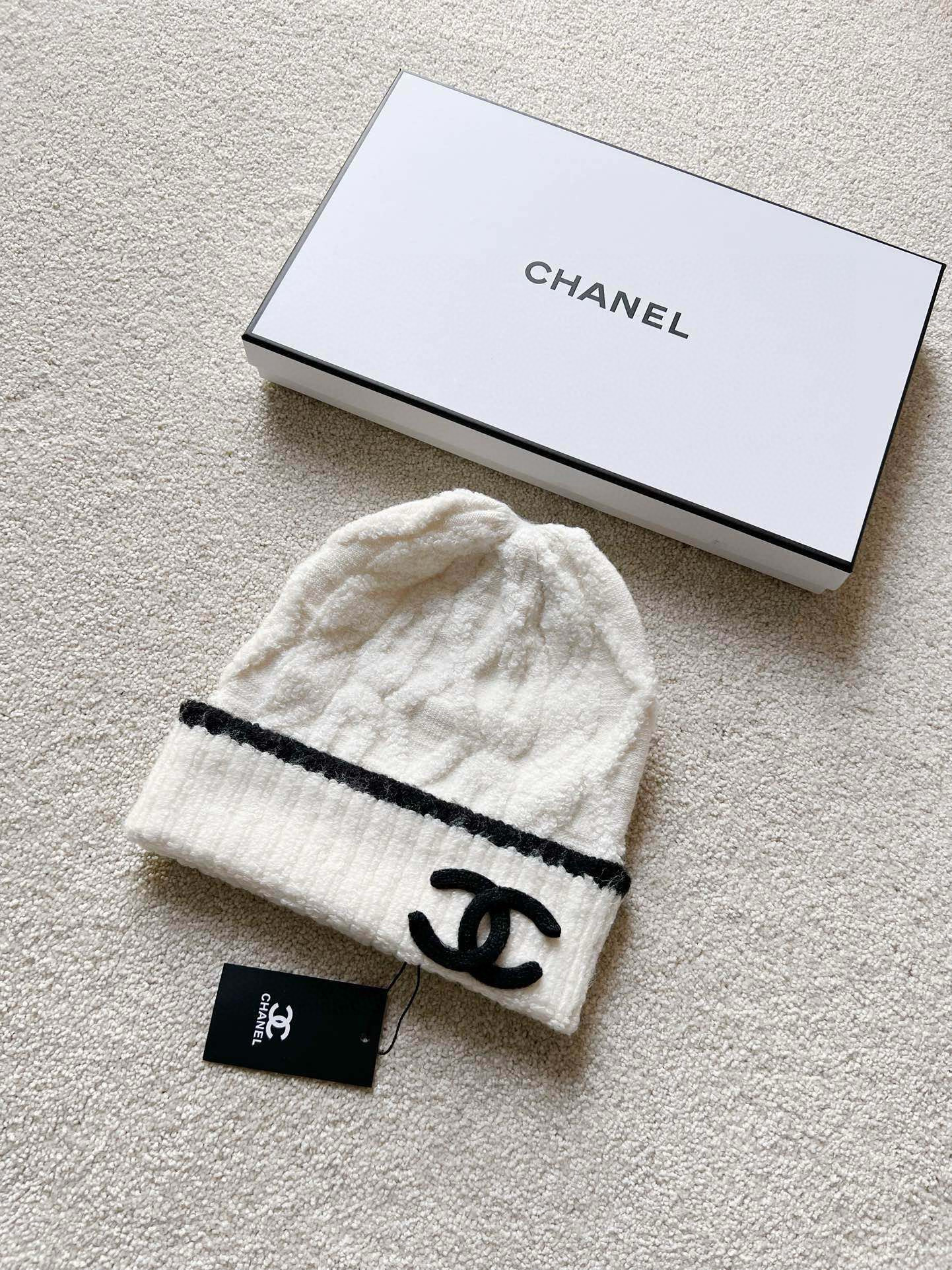 샤넬 CHANEL 모자 White