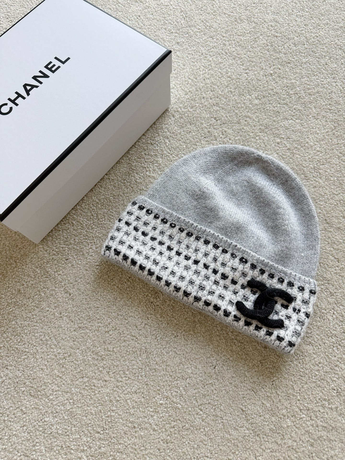 샤넬 CHANEL 모자 Grey