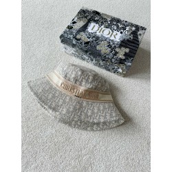 디올 Dior 버킷햇