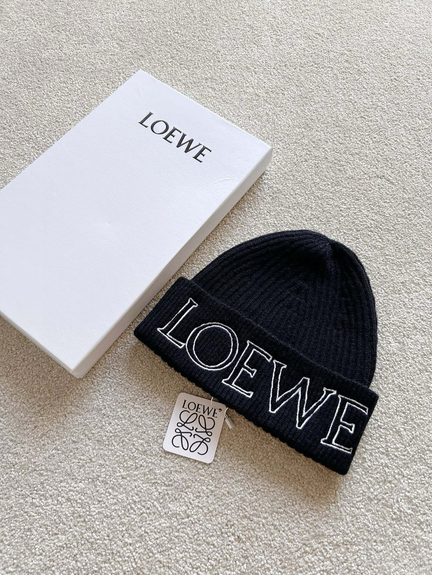 로에베 Loewe 모자 Black