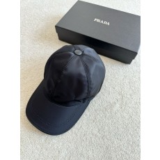 프라다 Prada 베이스볼캡 Black