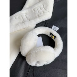 샤넬 CHANEL 귀마개 White