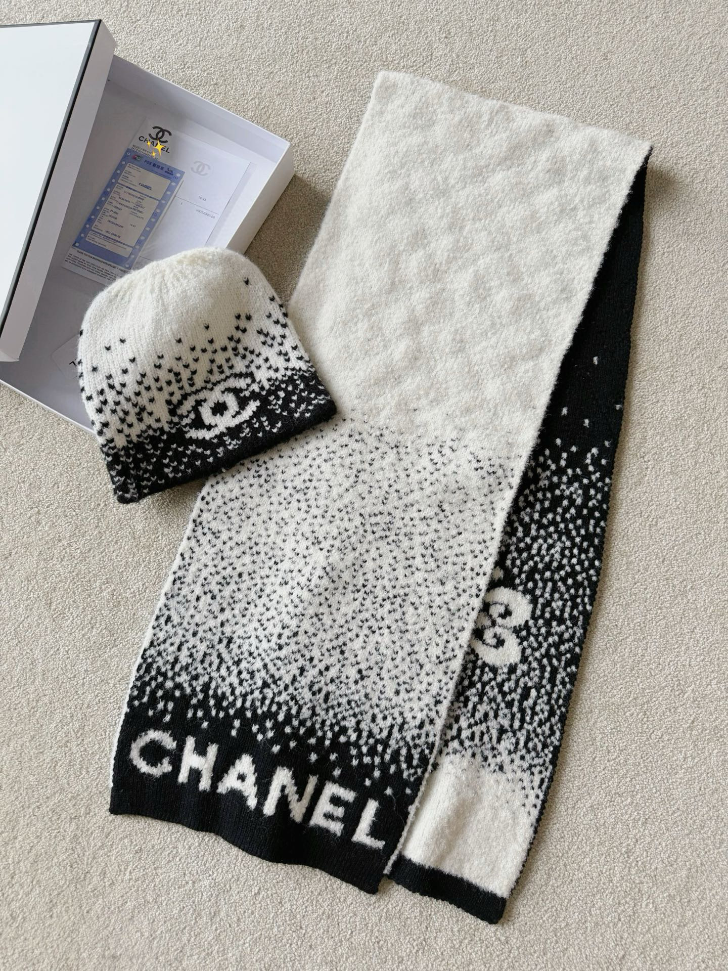 샤넬 CHANEL CocoNeige 머플러+모자