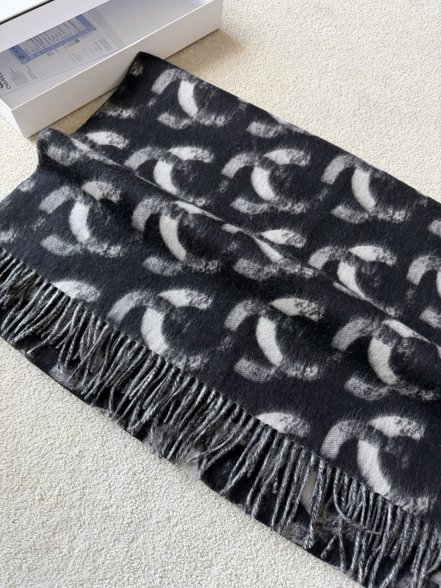 샤넬 CHANEL 머플러