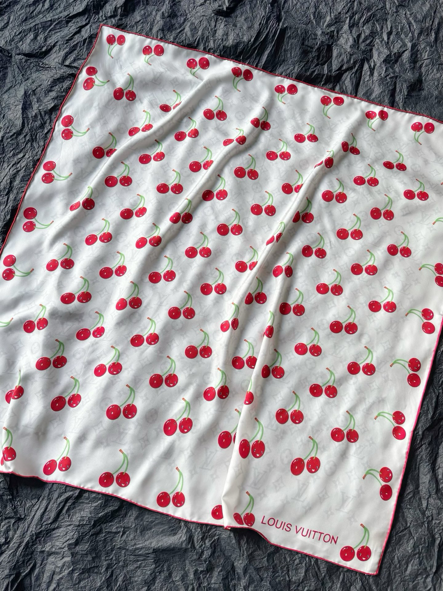 루이비통 Louis Vuitton Scarf 스커프(실크) White 90cm