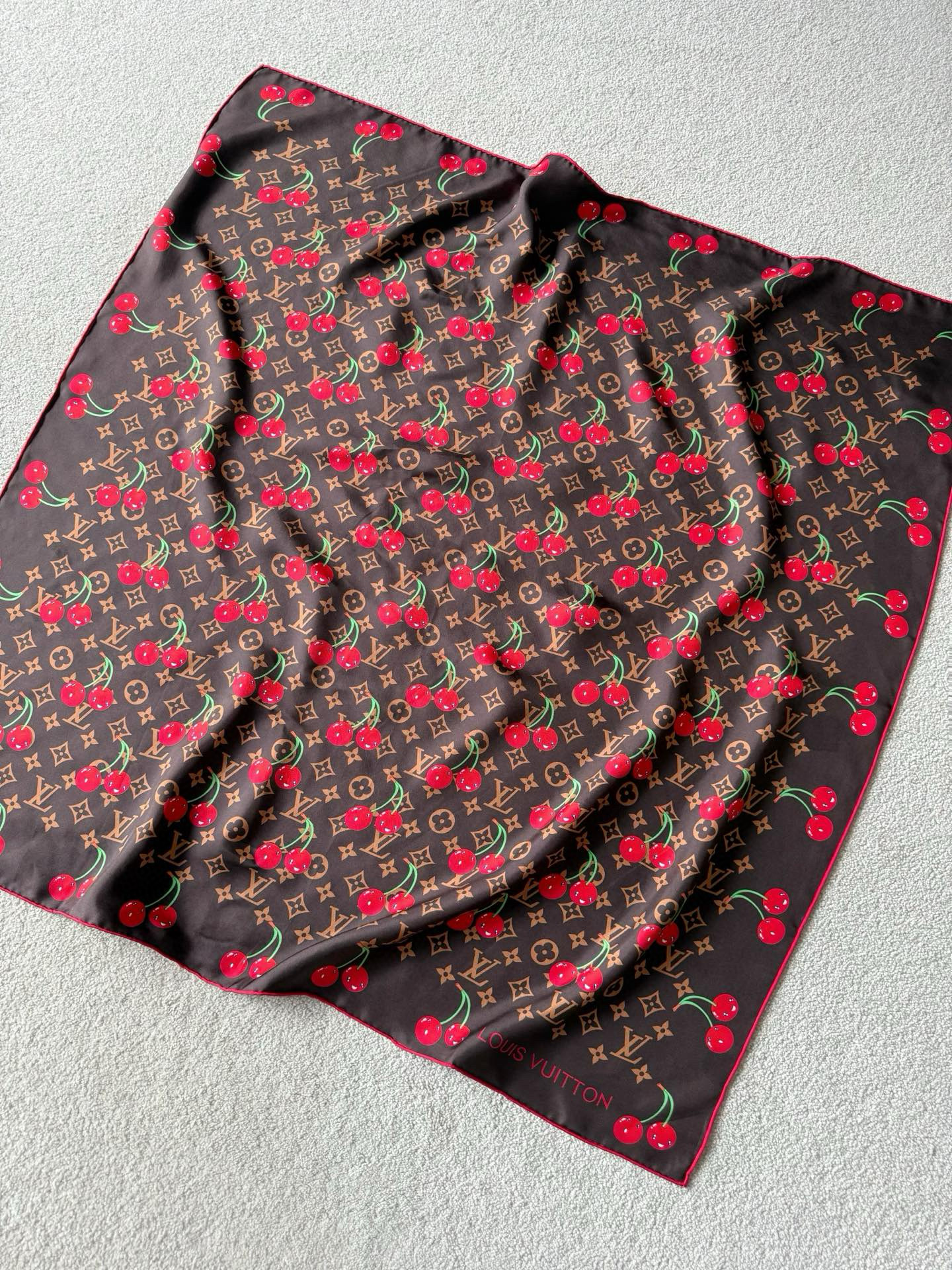 루이비통 Louis Vuitton Scarf 스커프(실크) Coffee 90cm