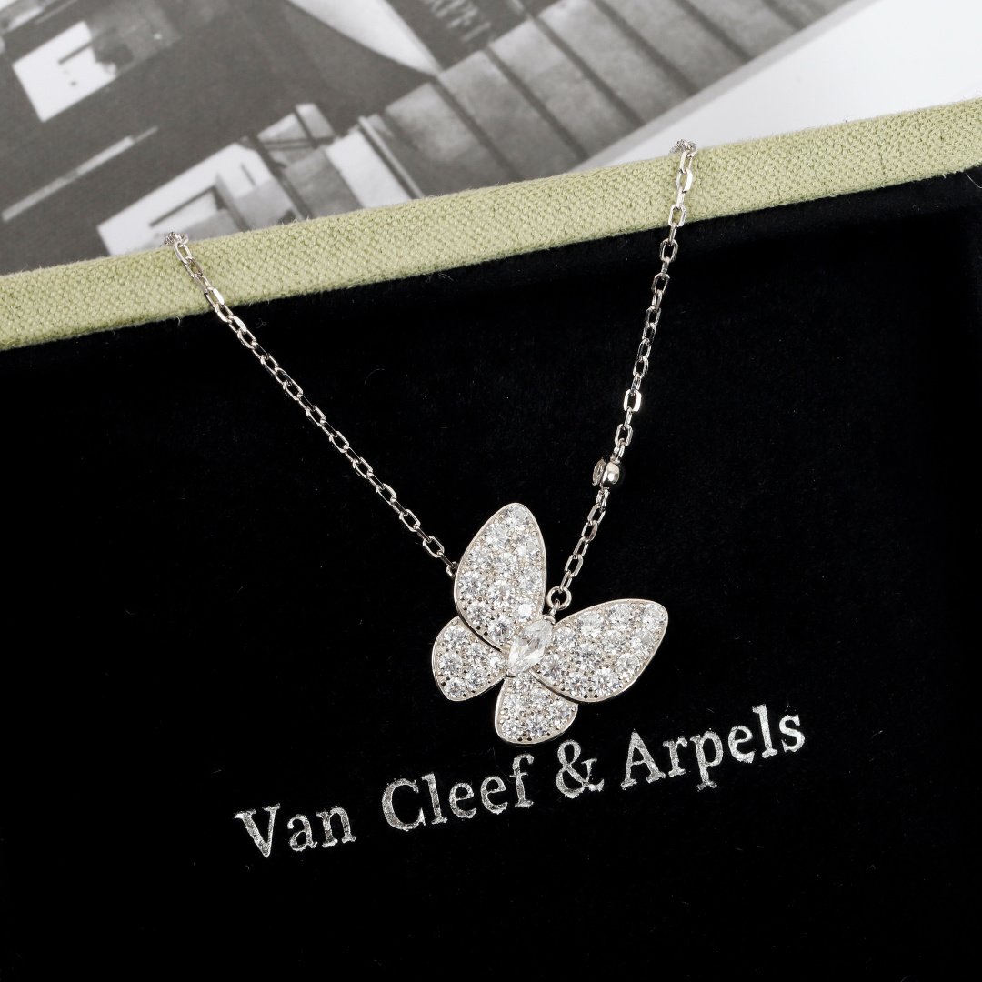 반클리프 Van Cleef & Arpels 목걸이